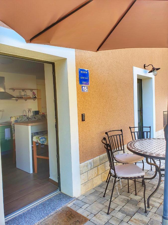 Veleniki Bed & Breakfast Daniela מראה חיצוני תמונה